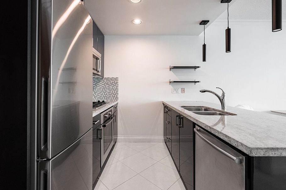 707 162 Victory Ship Way North Vancouver, BC - 8