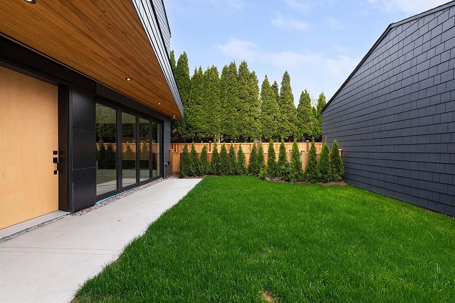 2 2764 W 14th Avenue Vancouver, BC - 31