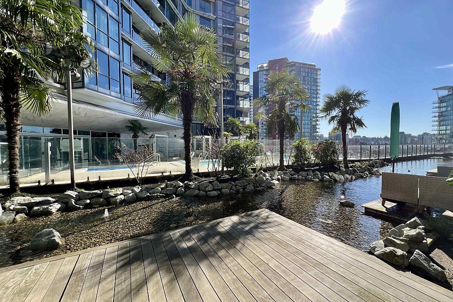 303 68 Smithe Street Vancouver, BC - 21