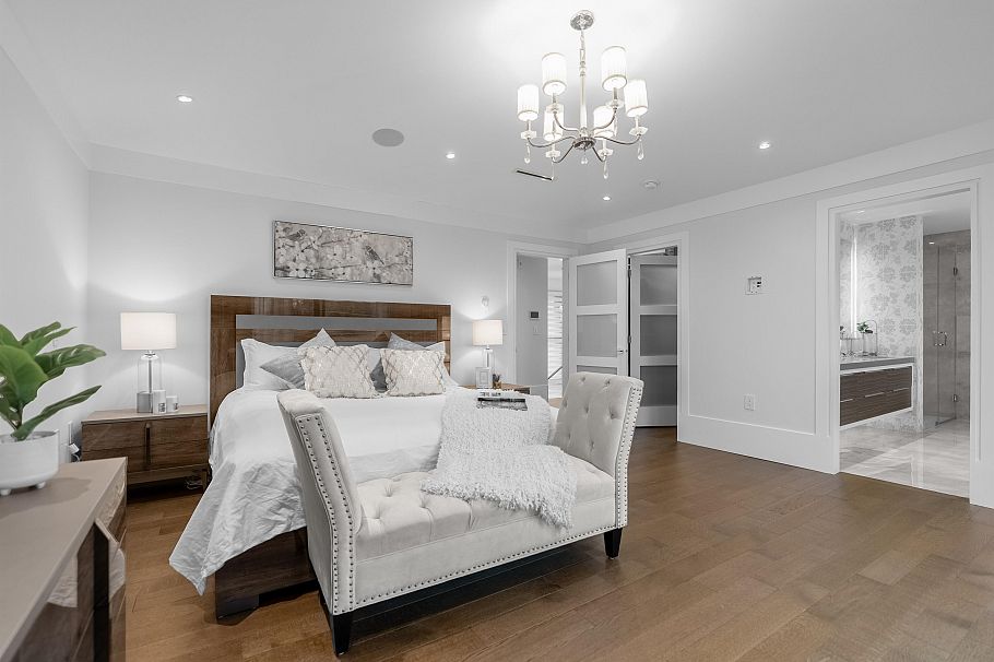 925 Beaumont Drive North Vancouver, BC - 20