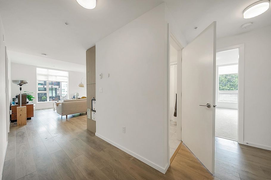 308 5085 Main Street Vancouver, BC - 18