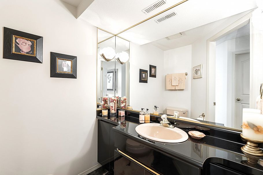 311 999 Berkley Road North Vancouver, BC - 19