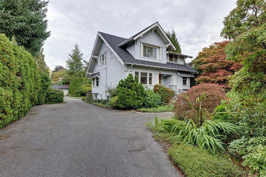 1251 W King Edward Avenue Vancouver, BC - 21