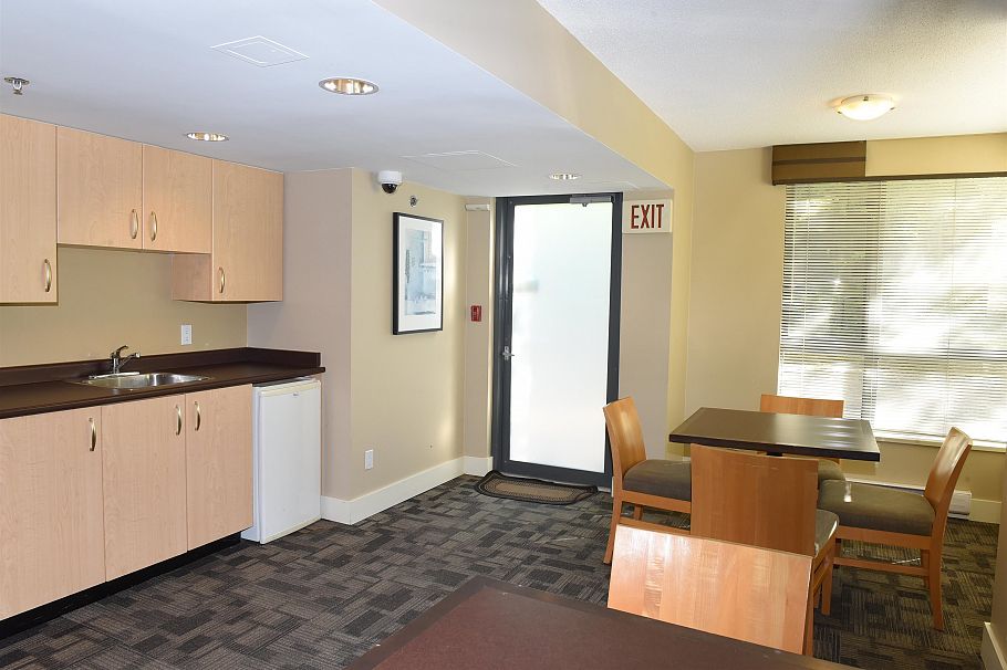 512 3588 Crowley Drive Vancouver, BC - 13