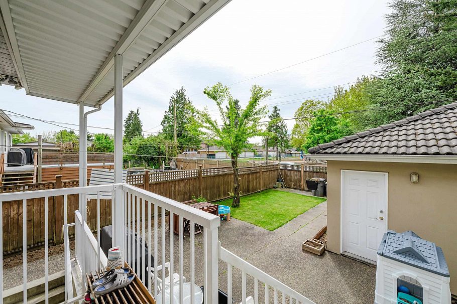 6271 Arlington Street Vancouver, BC - 34