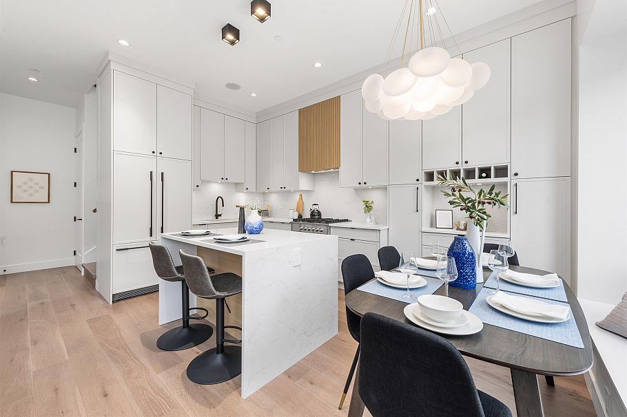 2 878 E 37th Avenue Vancouver, BC - 15