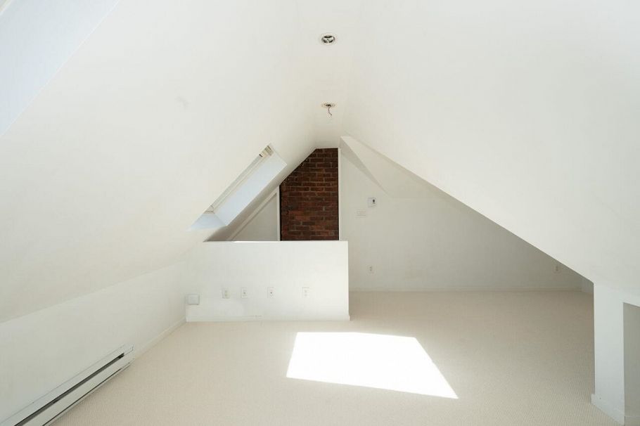 2640 Hemlock Street Vancouver, BC - 32