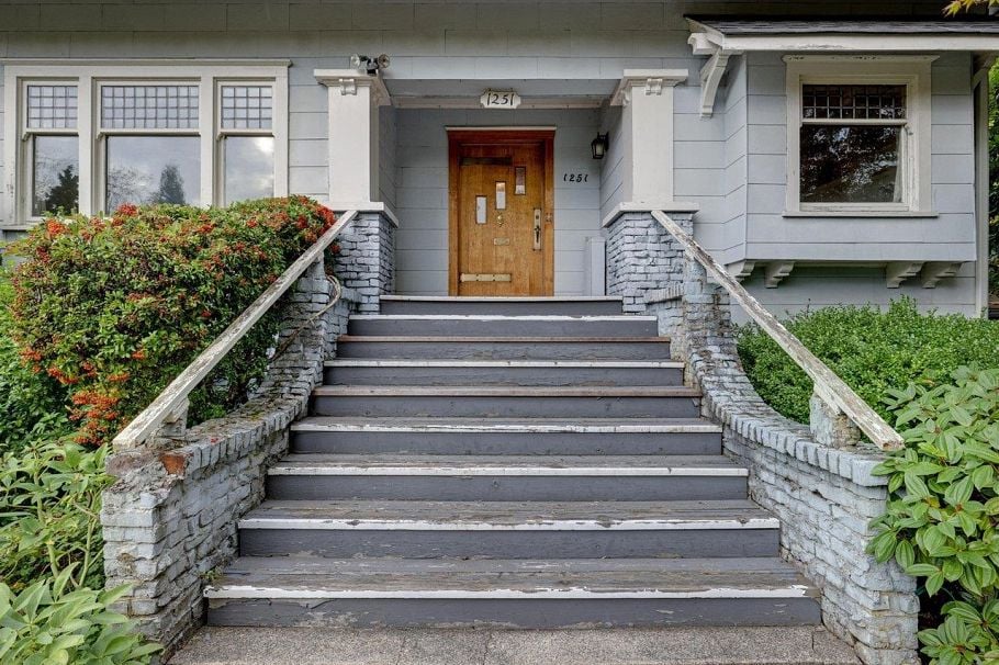 1251 W King Edward Avenue Vancouver, BC - 3