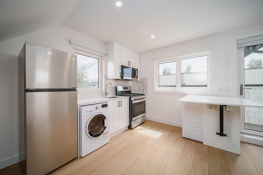 2428 Franklin Street Vancouver, BC - 26