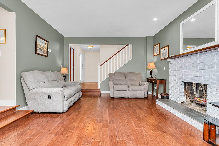 3970 Phyllis Road North Vancouver, BC - 6