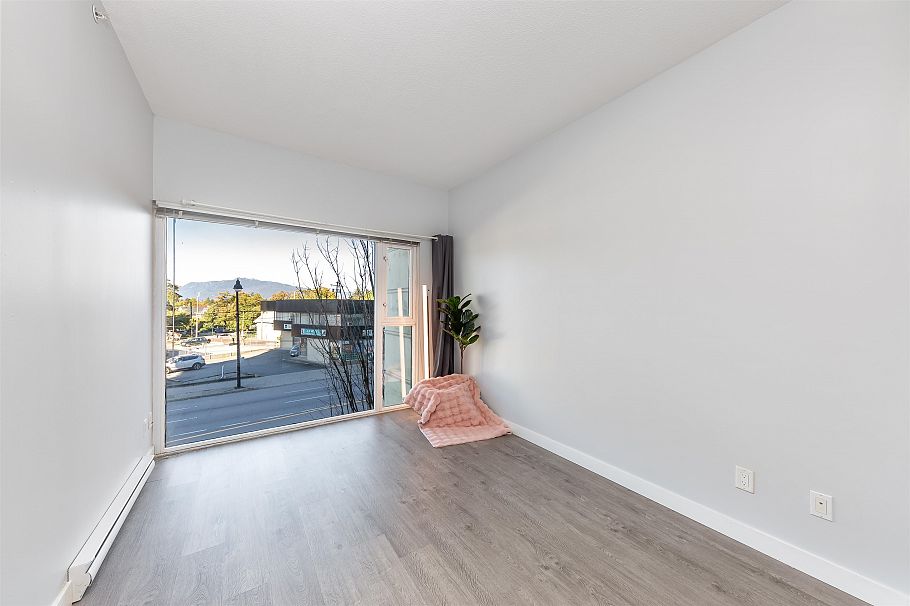 210 4028 Knight Street Vancouver, BC - 10