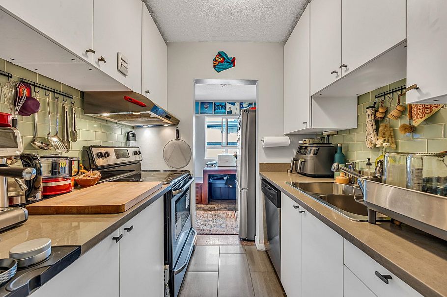 207 2025 W 2nd Avenue Vancouver, BC - 9