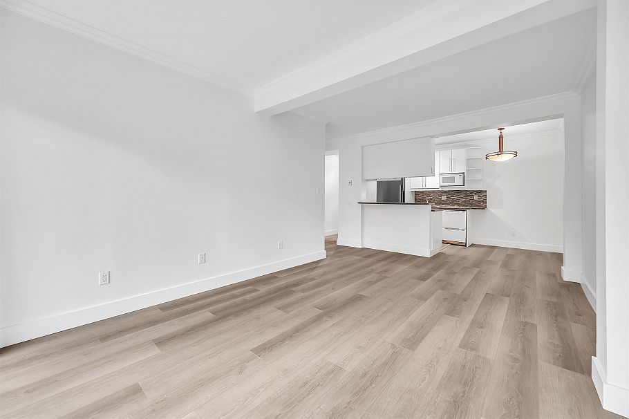 209 1655 Nelson Street Vancouver, BC - 16