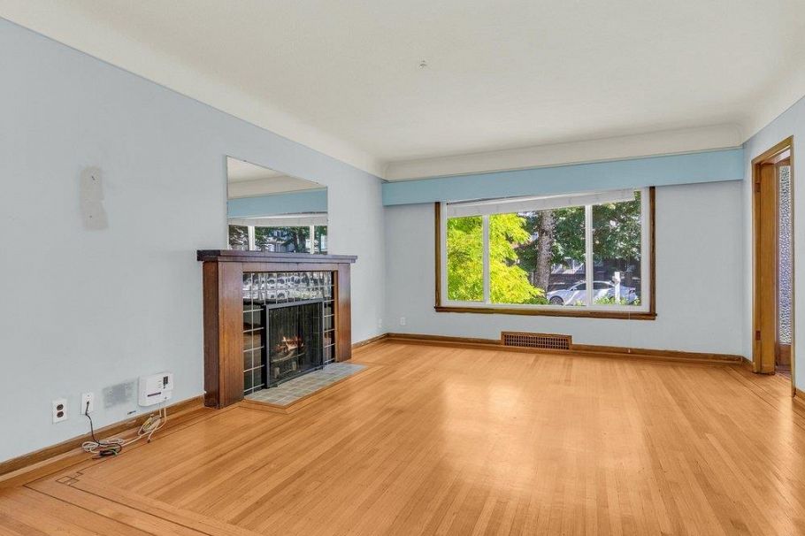 420 E 46th Avenue Vancouver, BC - 18