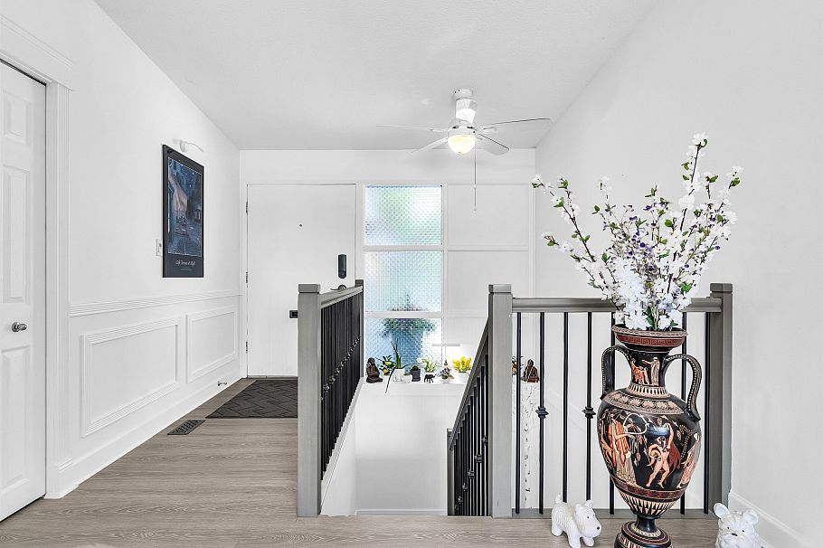 2990 Eddystone Crescent North Vancouver, BC - 10