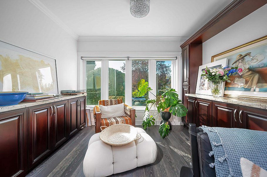 3765 W 3rd Avenue Vancouver, BC - 23