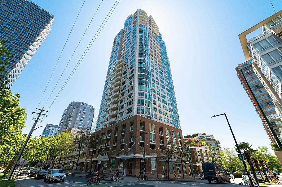 805 1500 Hornby Street Vancouver, BC - 5