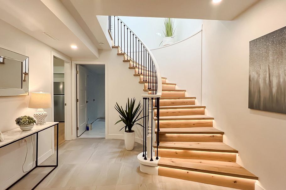 3361 E 28th Avenue Vancouver, BC - 4