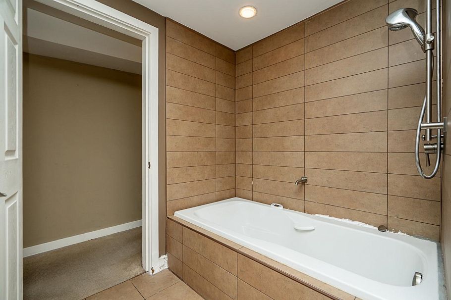 7621 Elliott Street Vancouver, BC - 33