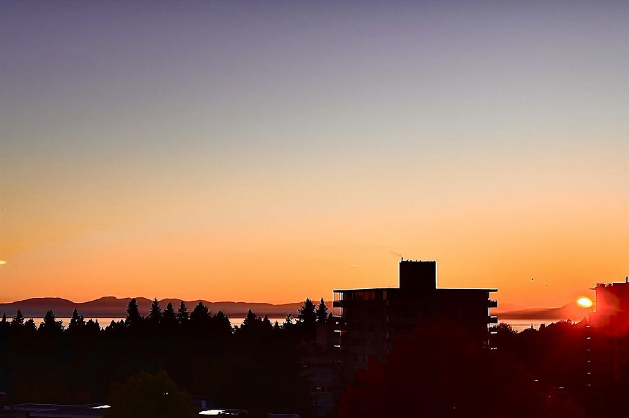 801 2180 W 43rd Avenue Vancouver, BC - 1