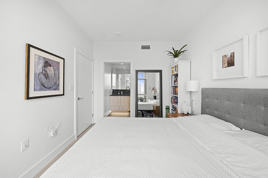 1205 8570 Rivergrass Drive Vancouver, BC - 13