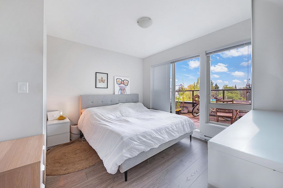 416 1330 Marine Drive North Vancouver, BC - 17