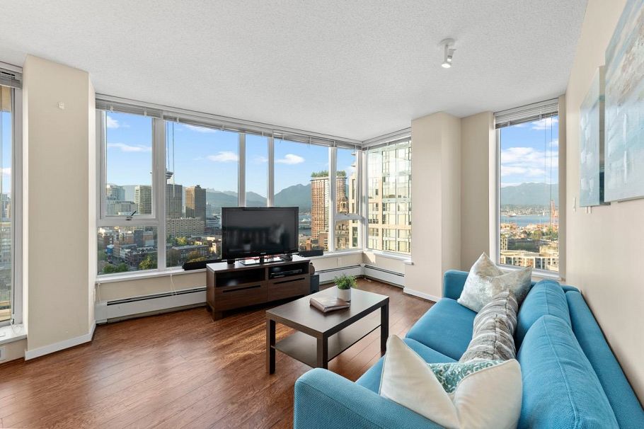 3103 188 Keefer Place Vancouver, BC - 1