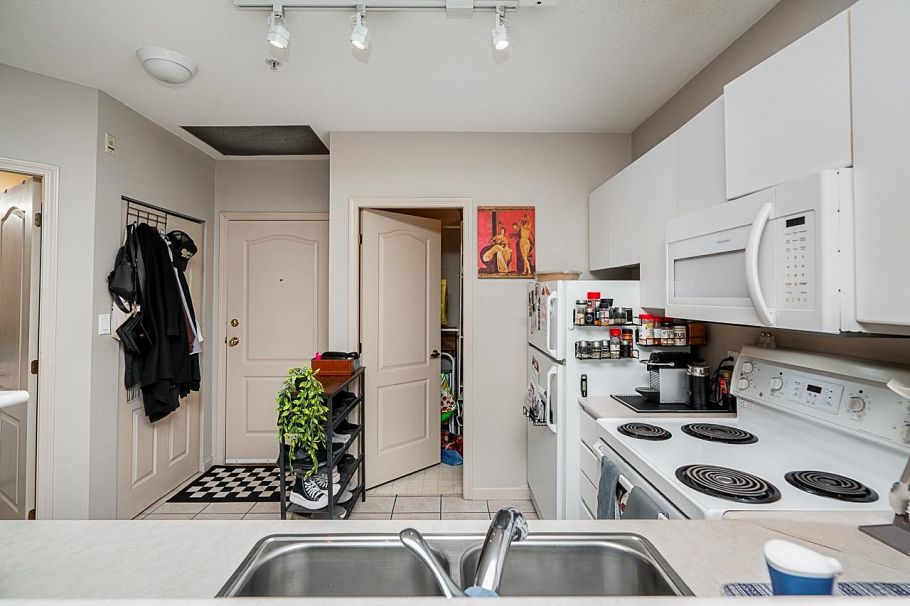 803 1177 Hornby Street Vancouver, BC - 15
