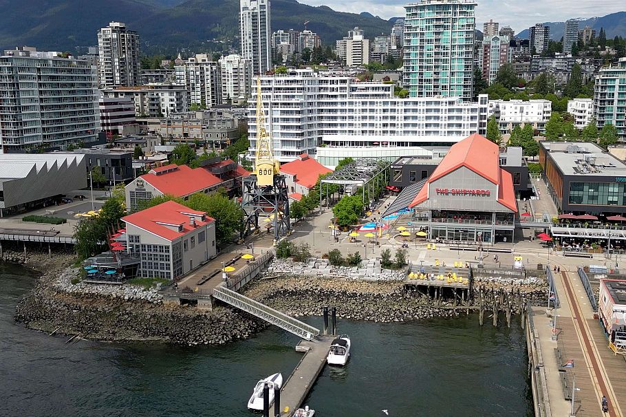 707 162 Victory Ship Way North Vancouver, BC - 36