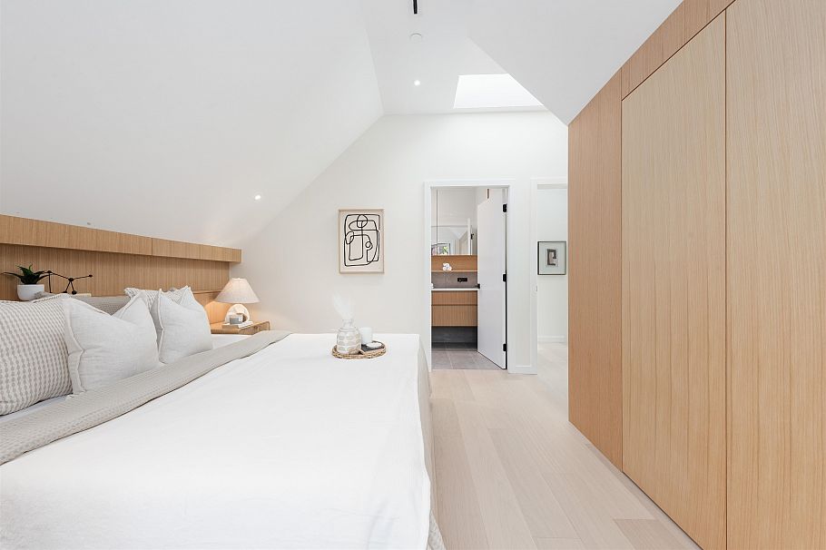 2 2764 W 14th Avenue Vancouver, BC - 25