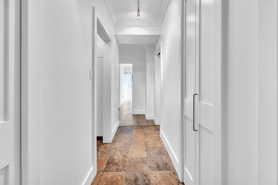 209 1655 Nelson Street Vancouver, BC - 7