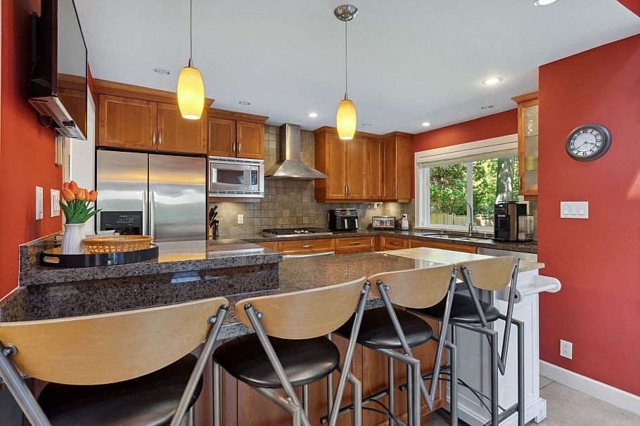 2591 Belloc Street North Vancouver, BC - 11