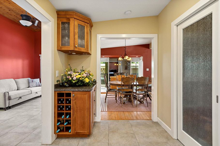 2591 Belloc Street North Vancouver, BC - 14