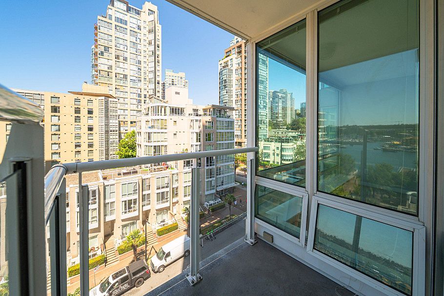 805 1500 Hornby Street Vancouver, BC - 33