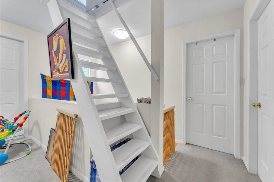 3060 W 8th Avenue Vancouver, BC - 19