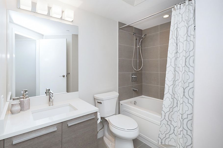 1503 1323 Homer Street Vancouver, BC - 15