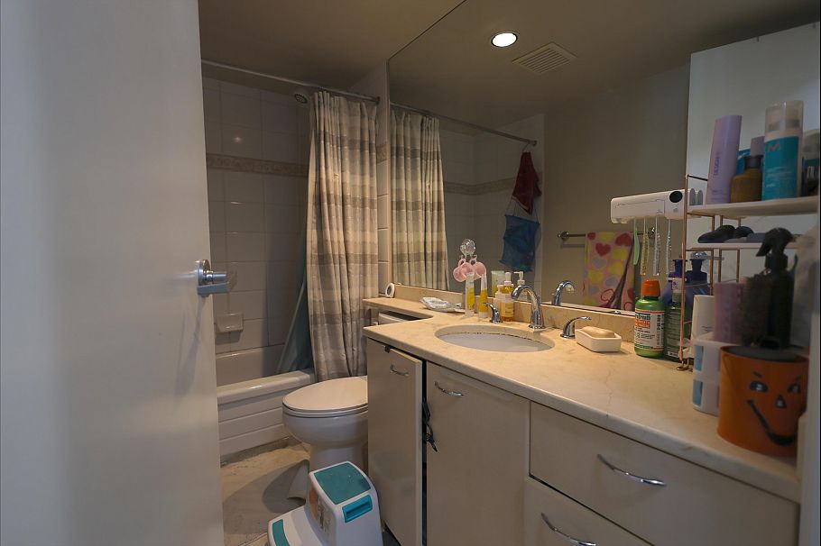 2101 1331 Alberni Street Vancouver, BC - 17