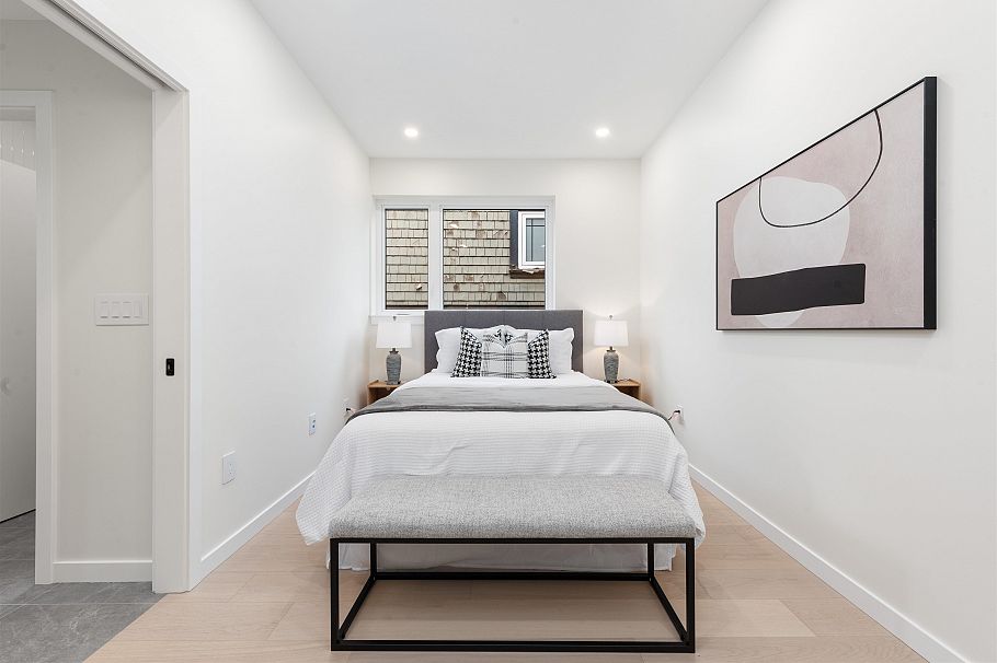 2 2764 W 14th Avenue Vancouver, BC - 17