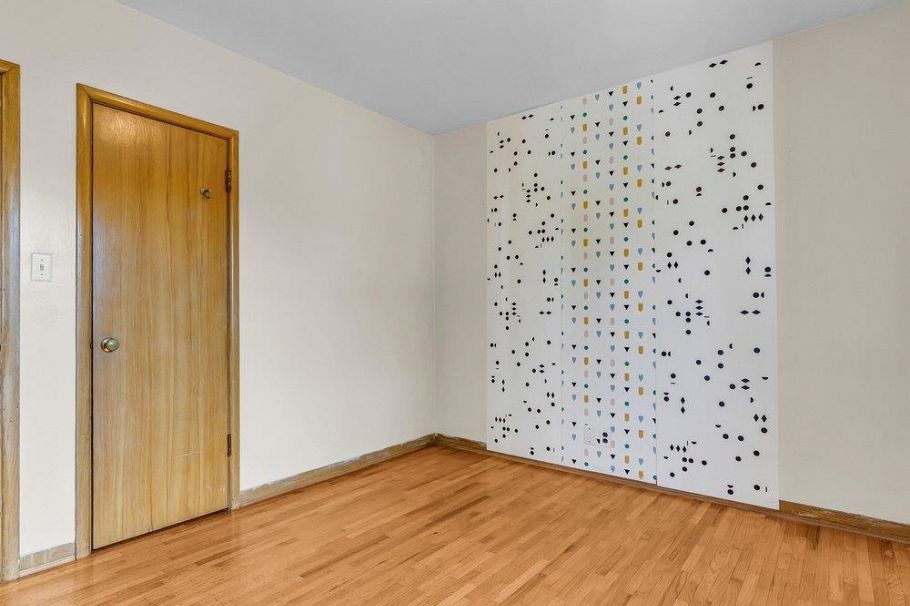 420 E 46th Avenue Vancouver, BC - 6