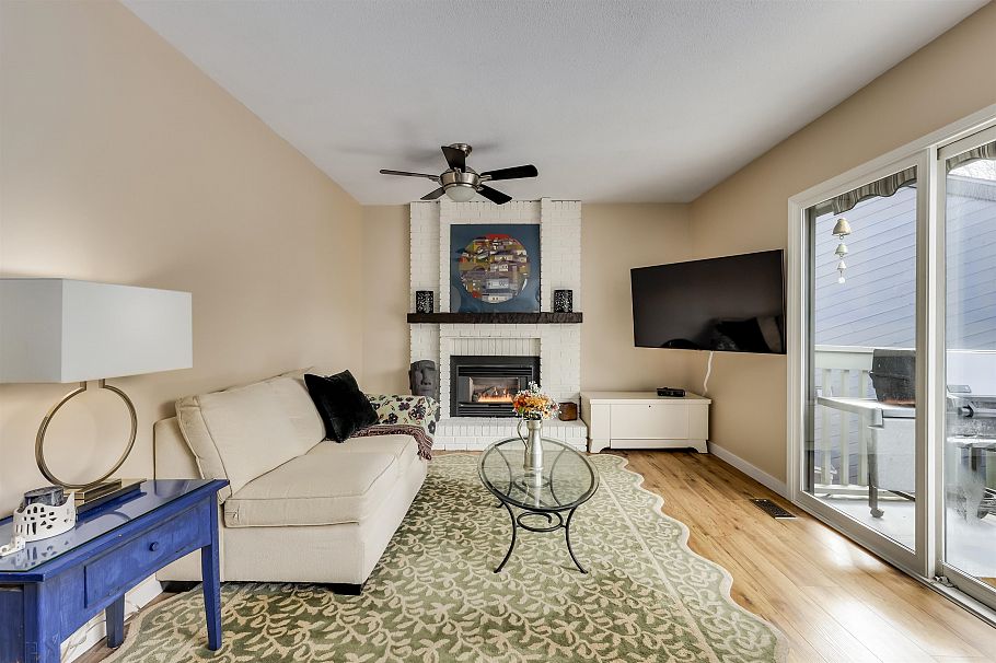 2419 Weymouth Place North Vancouver, BC - 11