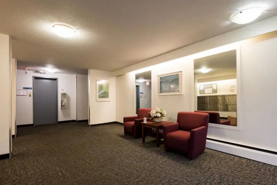 316 36 E 14th Avenue Vancouver, BC - 3