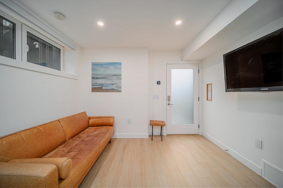 2428 Franklin Street Vancouver, BC - 25