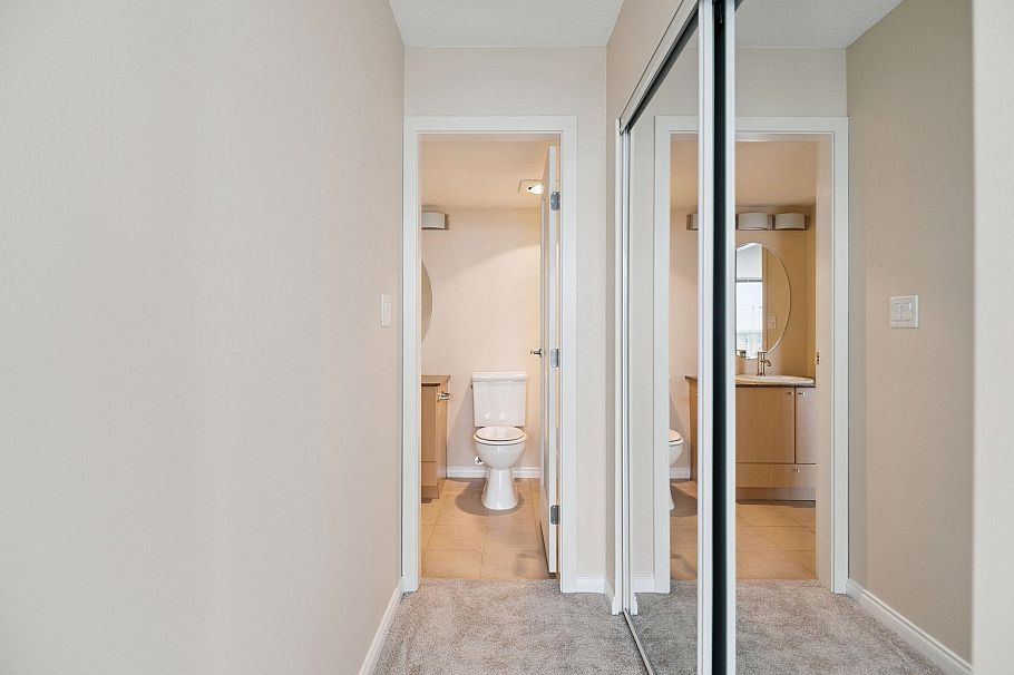 2008 550 Taylor Street Vancouver, BC - 18