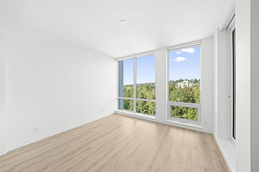 1209 1500 Fern Street North Vancouver, BC - 2