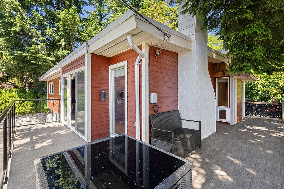 2591 Belloc Street North Vancouver, BC - 33