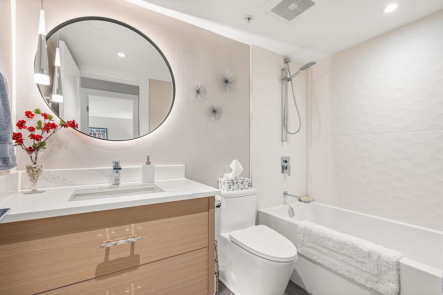 4 2425 Edgemont Boulevard North Vancouver, BC - 28