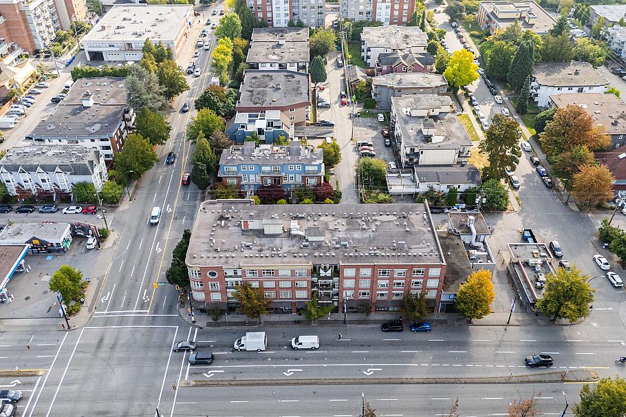 402 2828 Main Street Vancouver, BC - 23