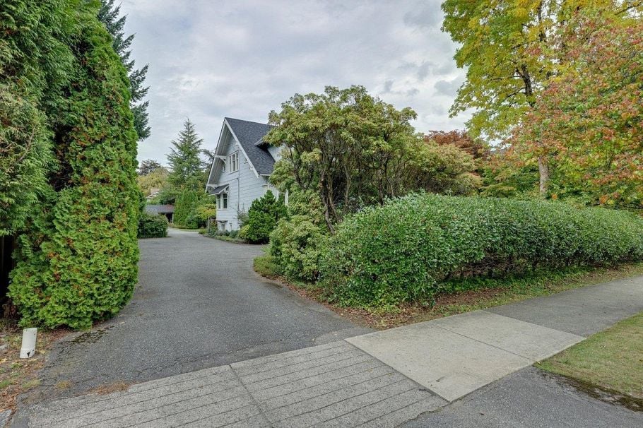 1251 W King Edward Avenue Vancouver, BC - 22