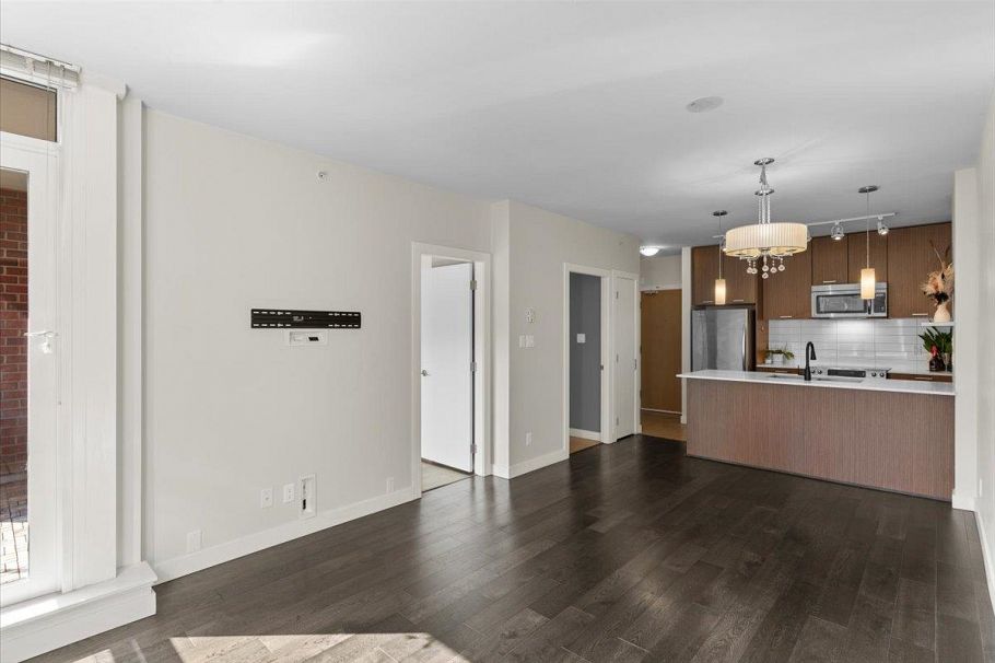 201 2321 Scotia Street Vancouver, BC - 2