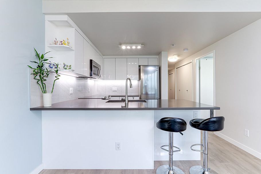 501 555 Jervis Street Vancouver, BC - 10